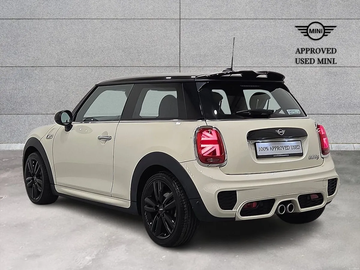 Mini Cooper 3-Door Cooper S Sport - Image 3