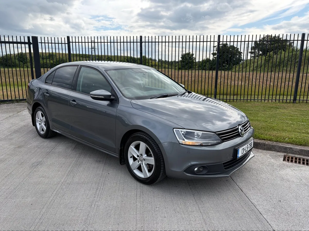 2013 Volkswagen Jetta - Image 1