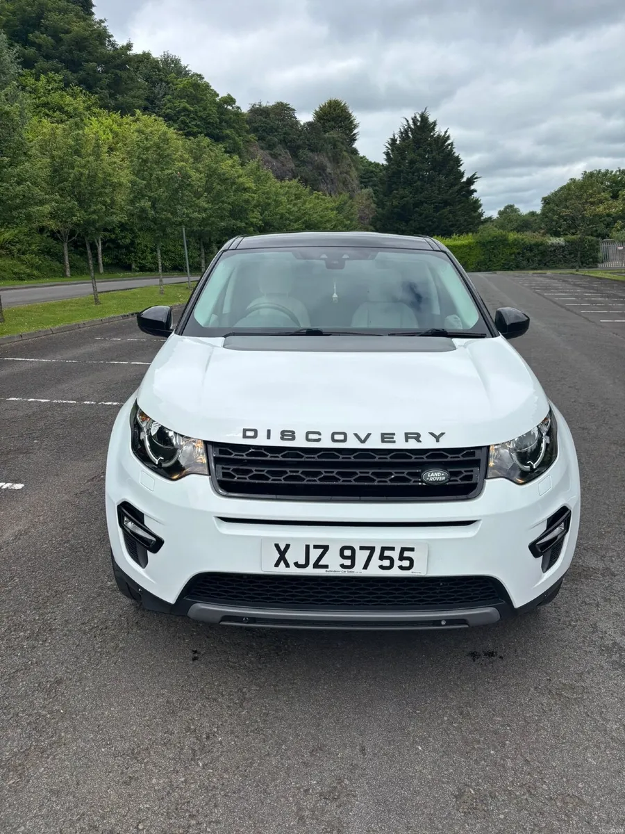 Land Rover Discovery Sport 2016 - Image 1