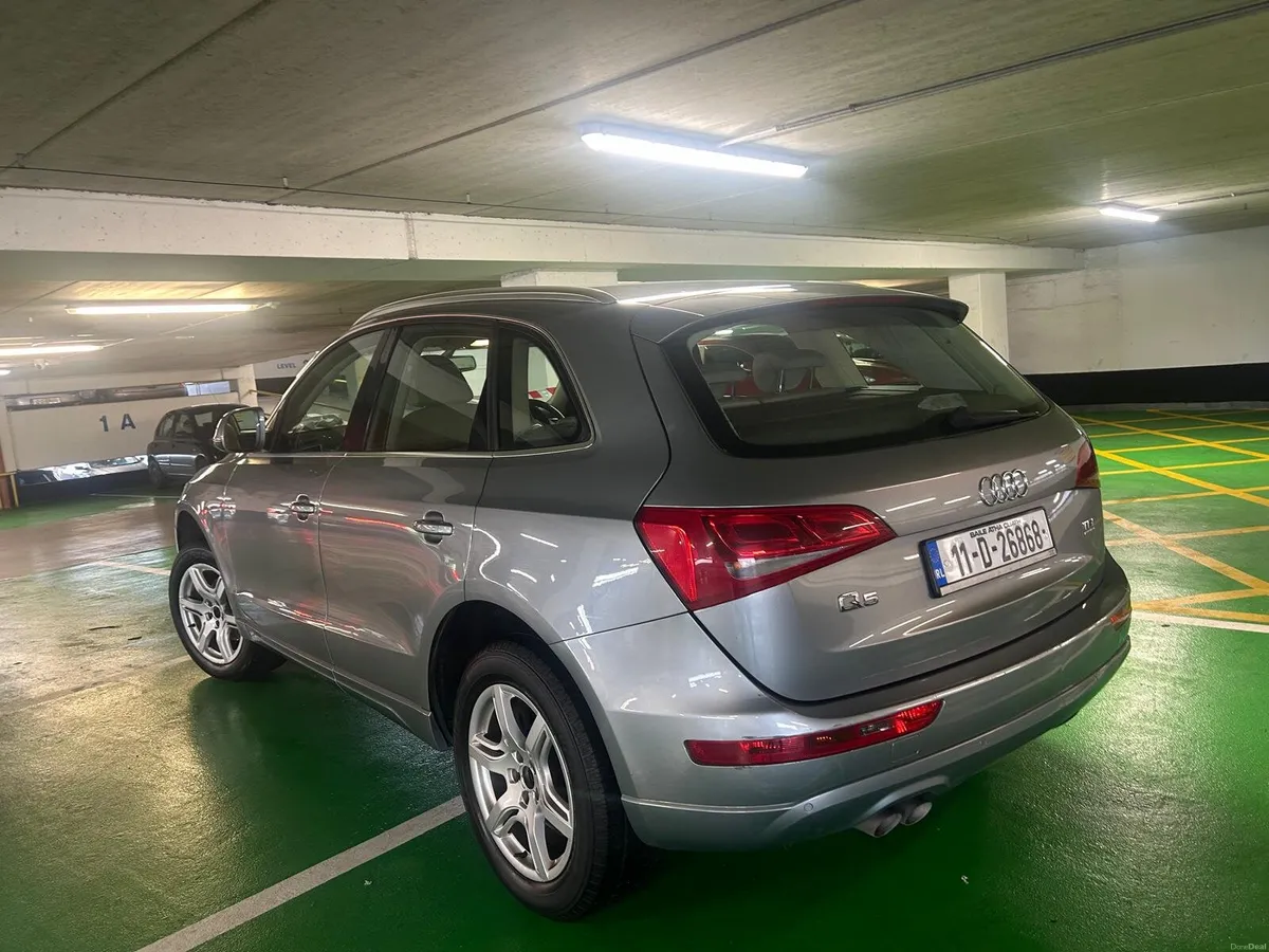 Audi Q5 2011 Automatic - Image 1