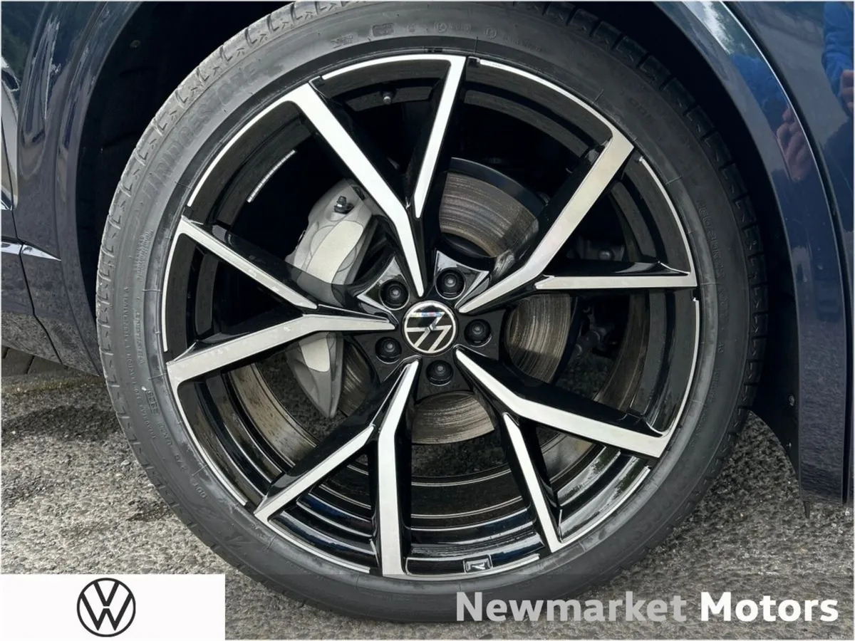 Volkswagen Touareg PASSANGER FINAL EDITION  R-LINE - Image 3