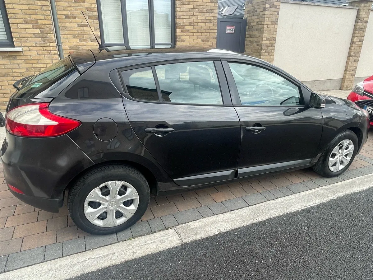 Renault Megan, perfect condition, LOW mileage - Image 4