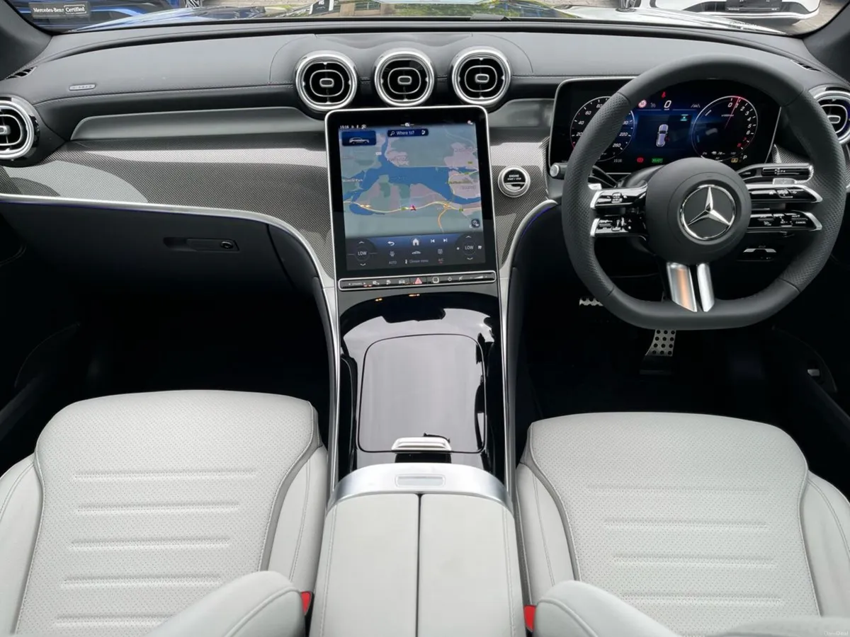 Mercedes-Benz GLC 300E AMG Line Plus 4MATIC SUV ** - Image 4