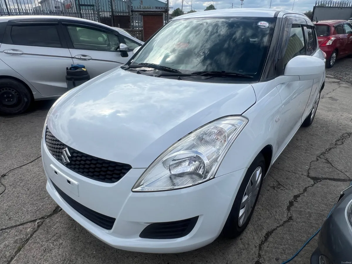 Suzuki Swift 2013 Automatic / only 23kkm/ warranty - Image 1