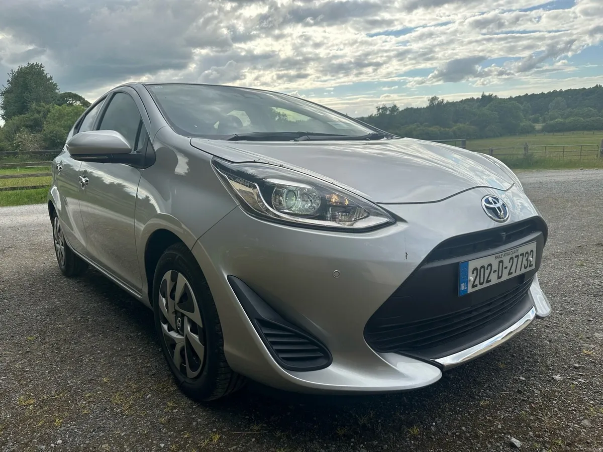202 Toyota Aqua 1.5 Hybrid Push Start - Image 4