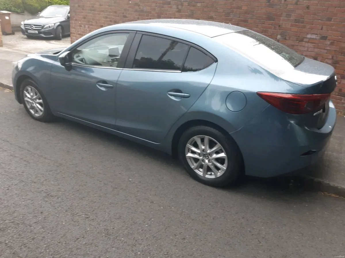 Mazda 3 - Image 3
