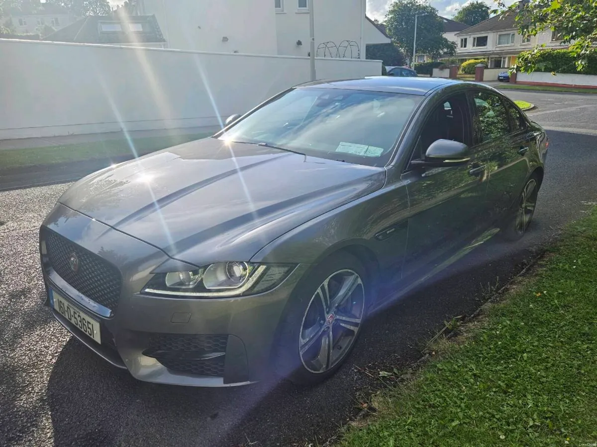 2016 Jaguar XF (R Sport, Auto) - Image 2