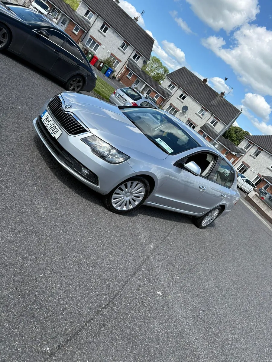 Skoda Superb - Image 4