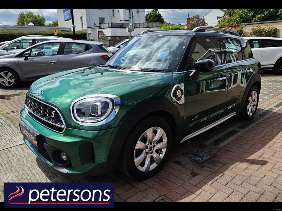 Mini Countryman COUNTRYMAN E ALL4 CLA CLASSIC AUTO - Image 4