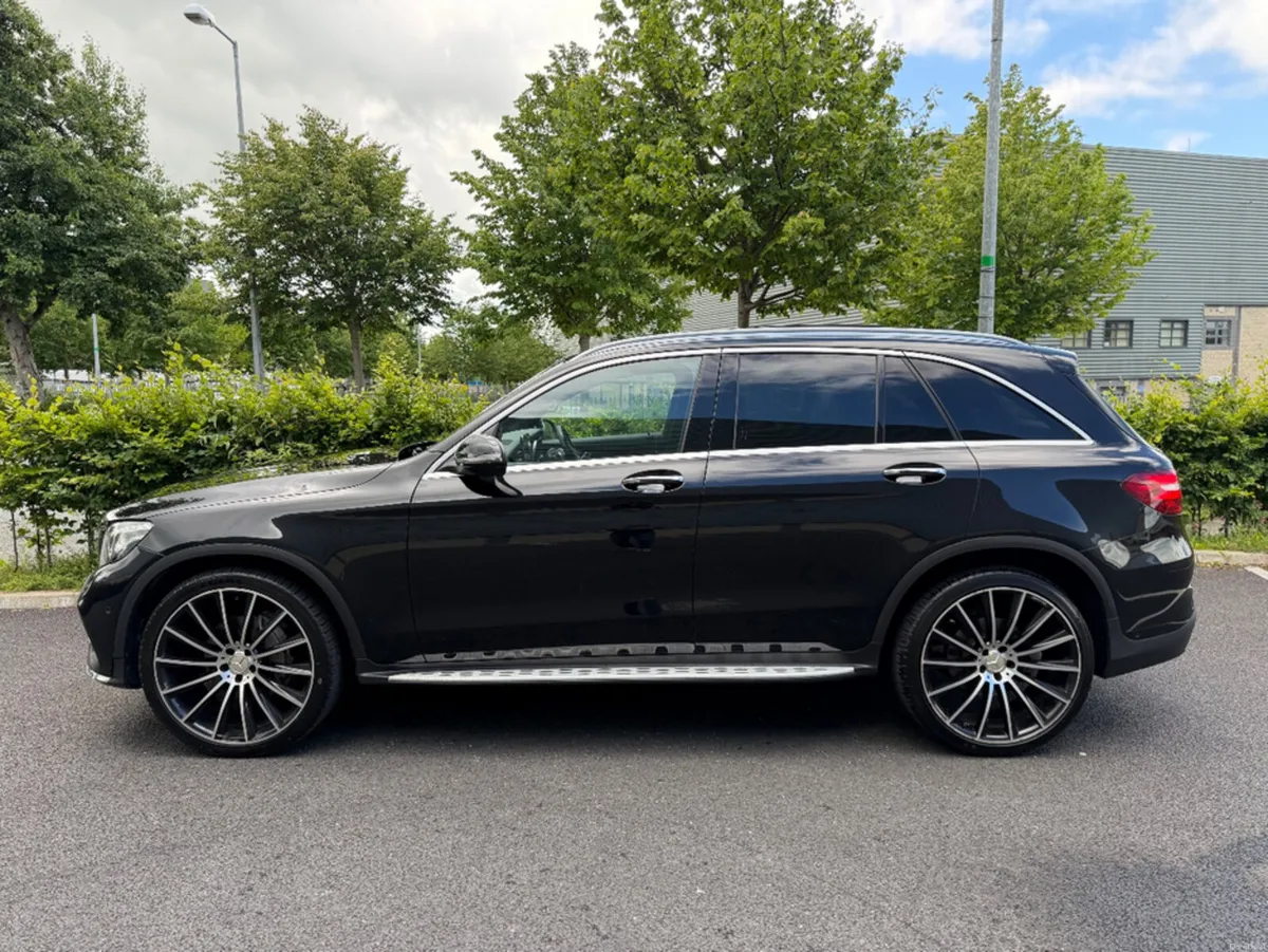 Mercedes-Benz GLC GLC250D AMG PREMIUM PLUS 4MATIC - Image 2