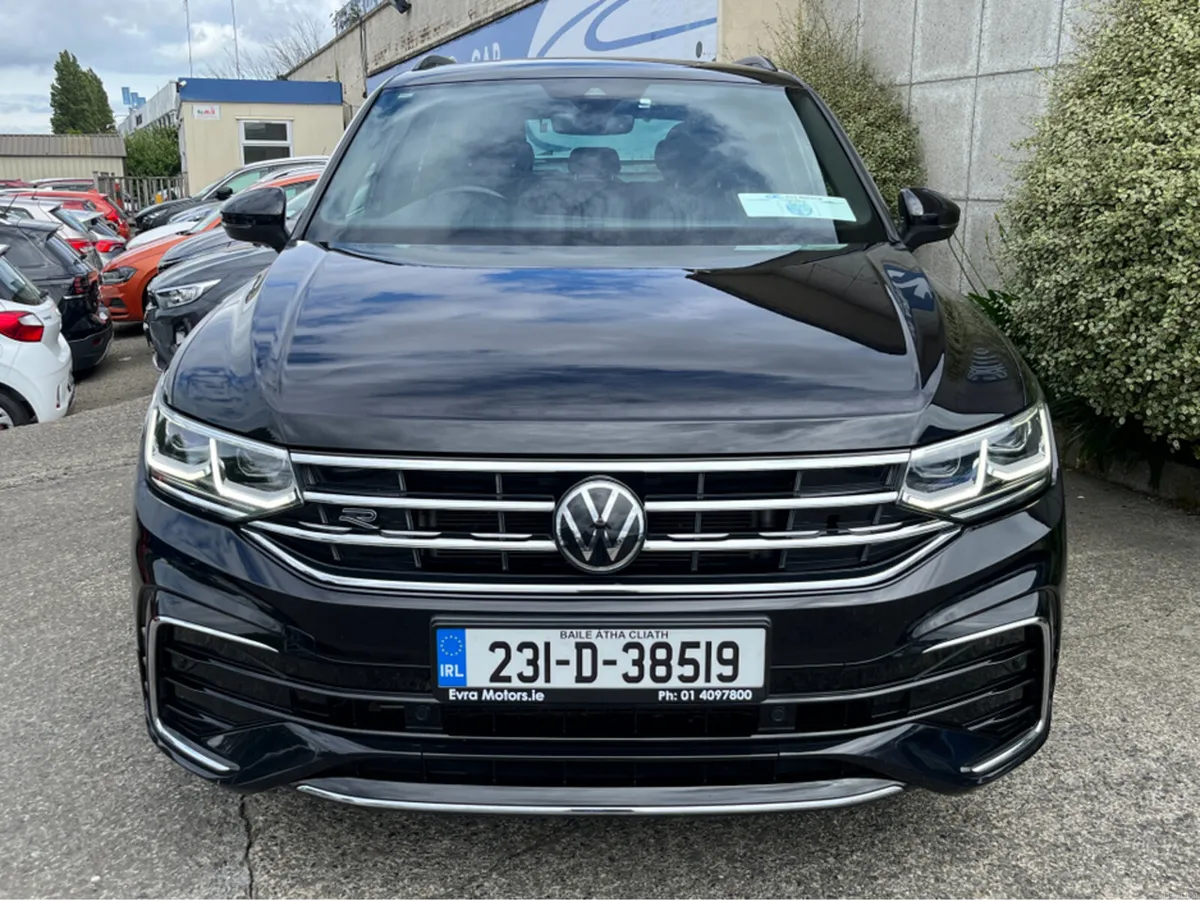 Volkswagen Tiguan R-LINE AUTOMATIC 2.0 TDI DIESEL - Image 2