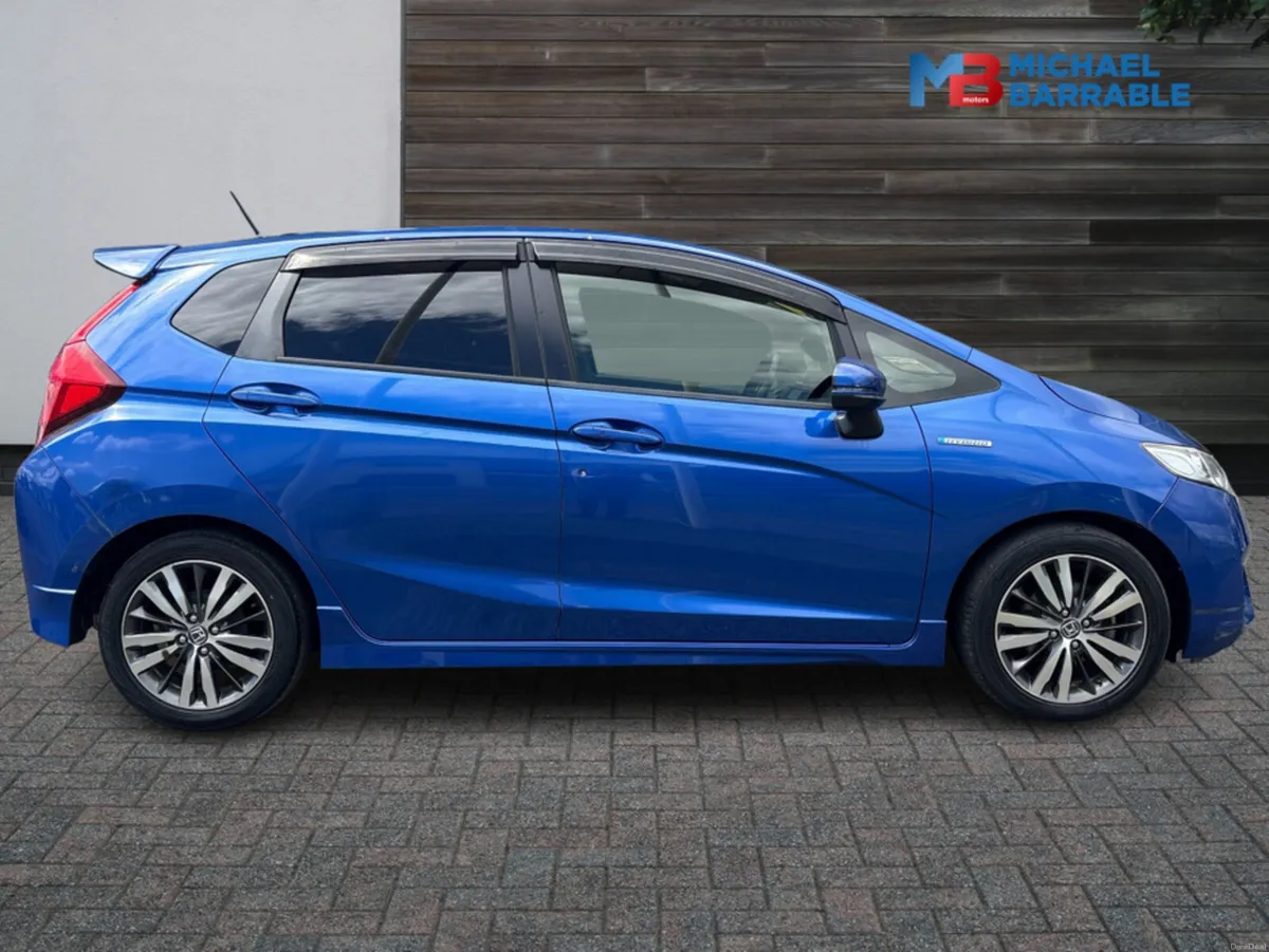 Honda Fit 1.5 Petrol Hybrid Automatic RS - Image 4