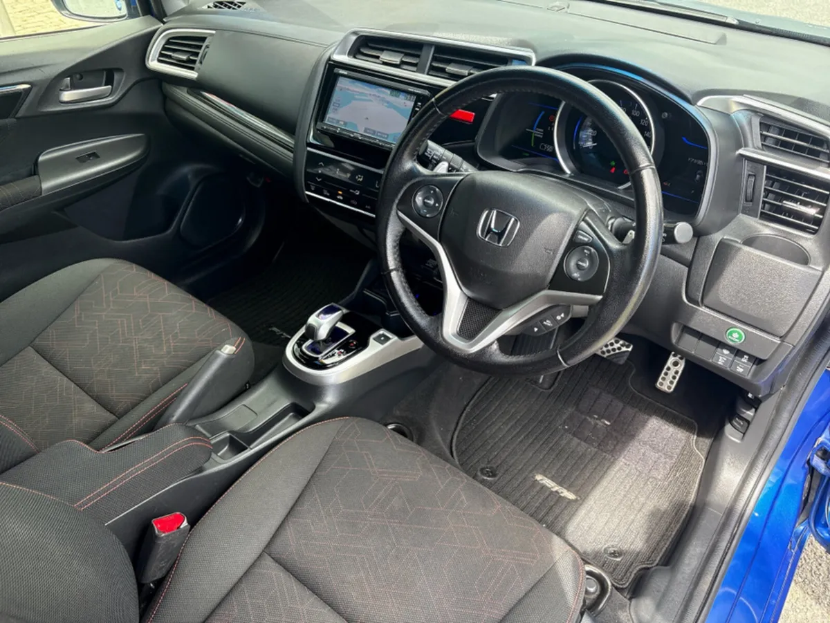 Honda Fit 1.5 Petrol Hybrid Automatic RS - Image 6