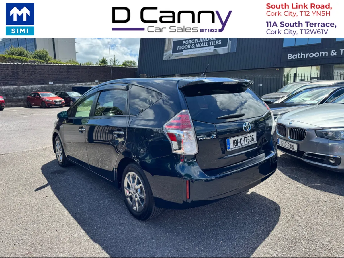Toyota Prius 7 seater Petrol Hybrid Automatic - Image 6