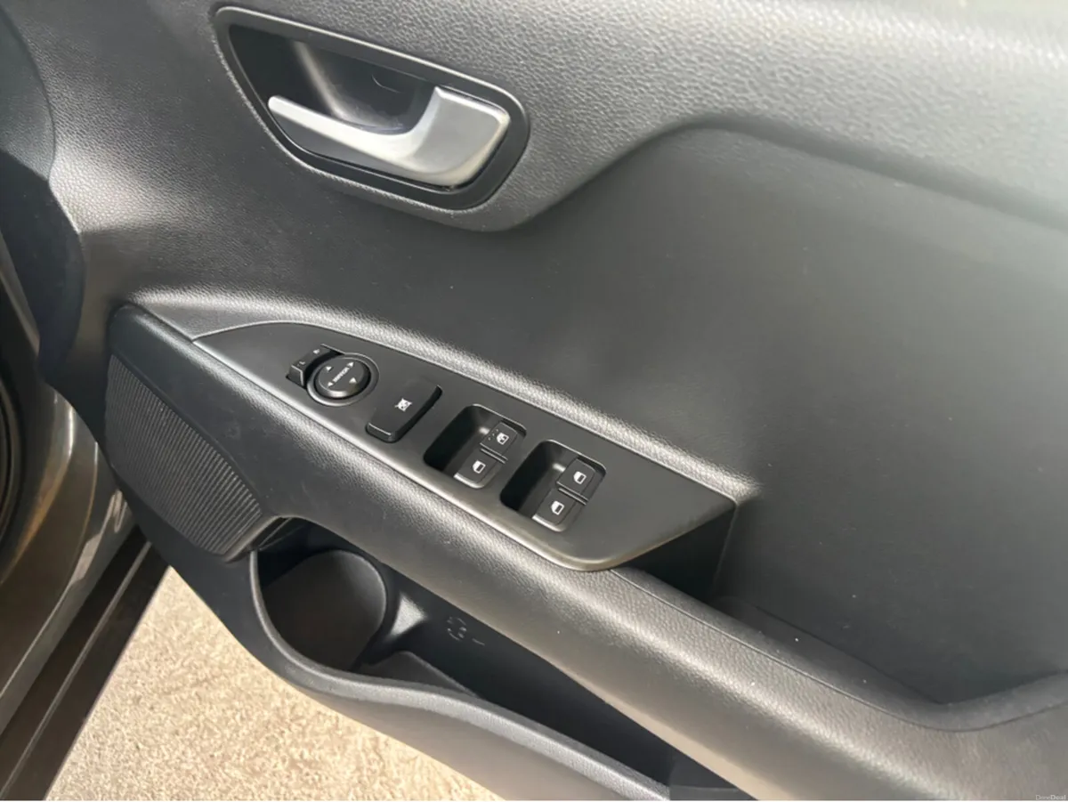 Kia Stonic 1.0 K2 PE PETROL MY2021 5DR - Image 4