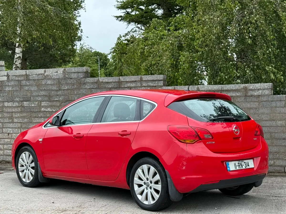 2011 OPEL ASTRA 1.7cdti DIESEL NCT 05/27 TAX 07/26 - Image 2