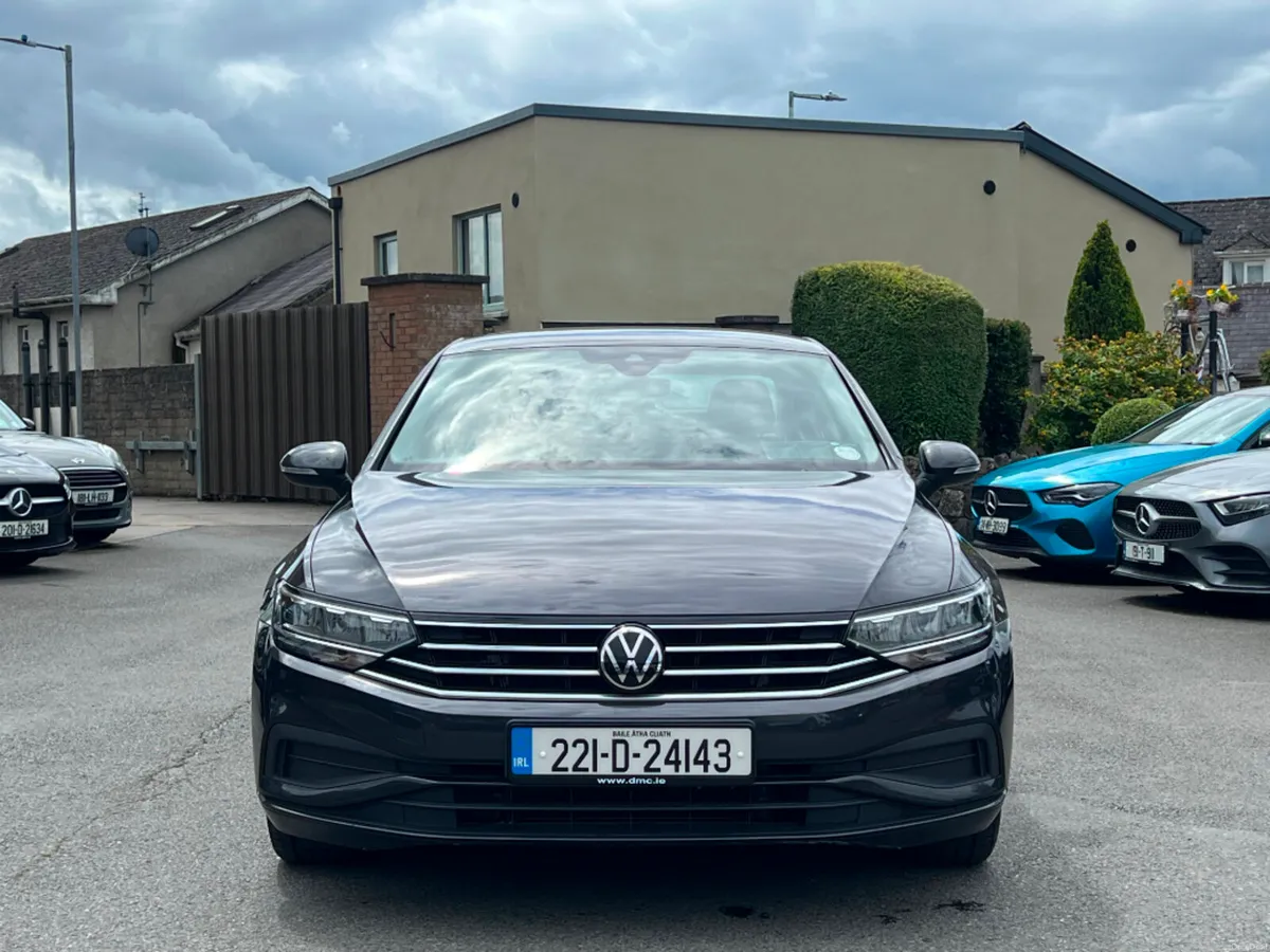 Volkswagen Passat 2.0TDI 150BHP *IRISH CAR & FSH* - Image 2