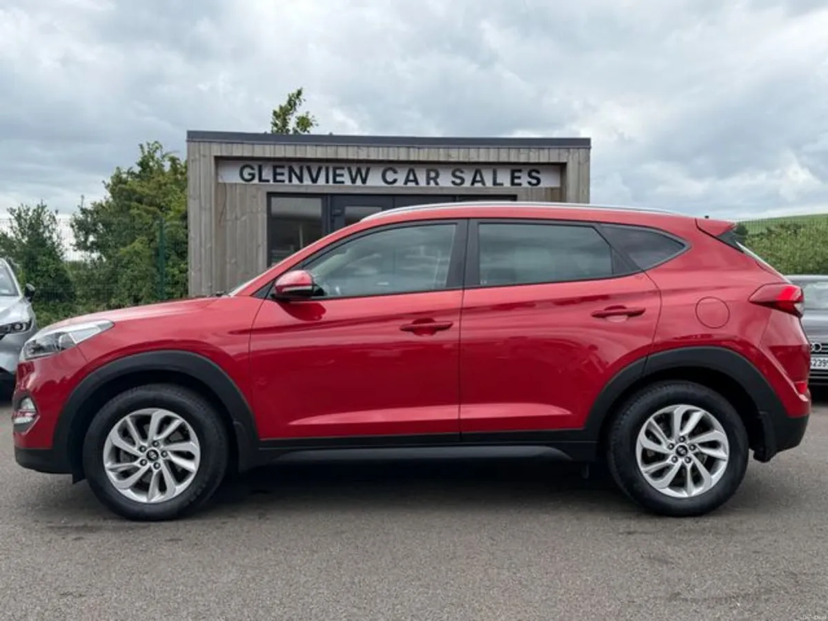 Hyundai Tucson IX 35 - CREAM LEATHER - Image 4