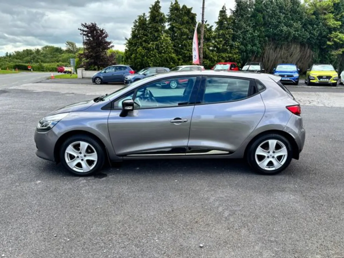 Renault Clio IV Dynamique NAV 1.2 Petr 4DR - Image 4