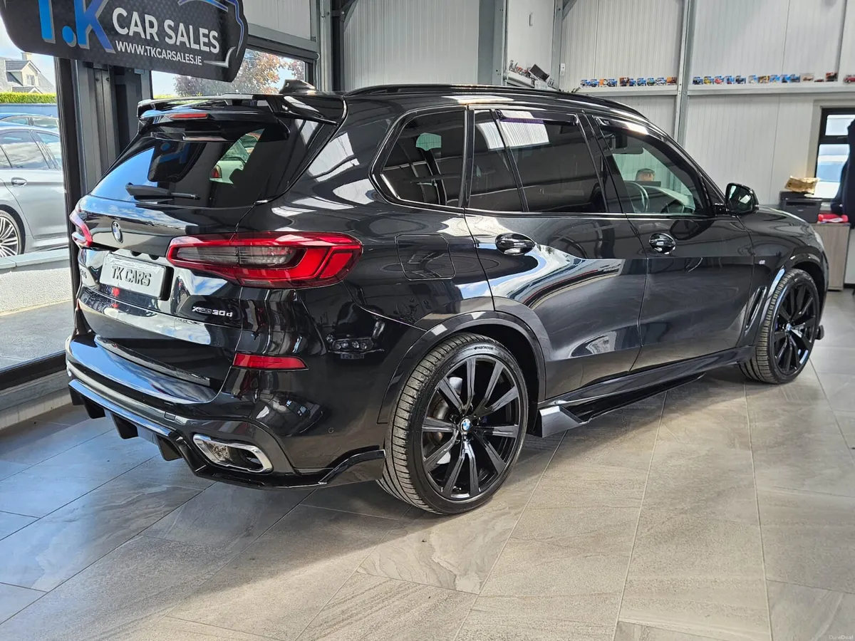19 BMW X5 XDRIVE M-SPORT 30D EDITION - Image 2