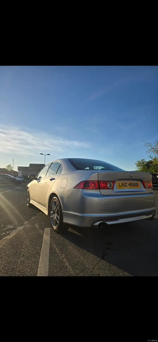 2007 Honda Accord Type S - Image 2