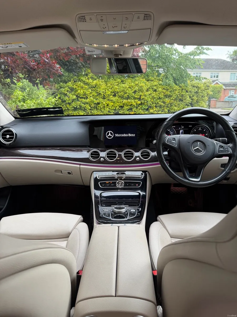 Mercedes-Benz E220D 2016 - Image 4