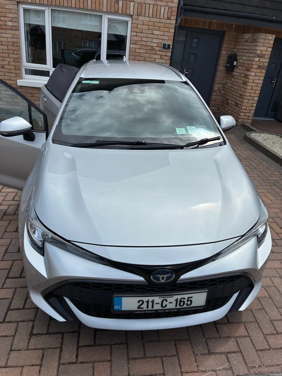 Toyota Corolla - Image 2