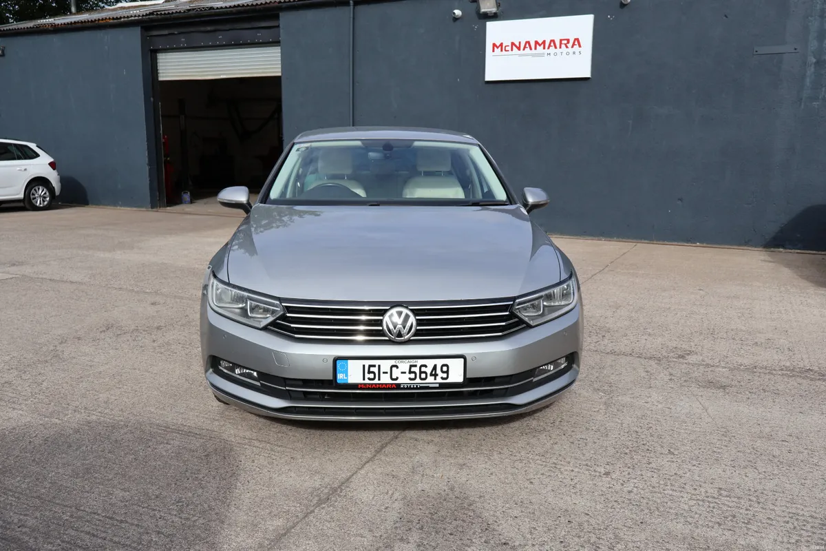 Volkswagen Passat Highline Low Km's Exceptional! - Image 4