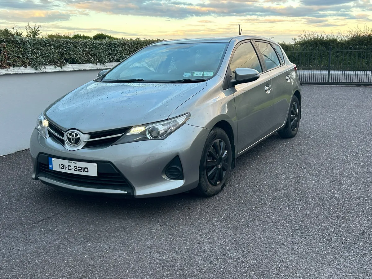 Toyota Auris 2013 low miles new NCT - Image 1