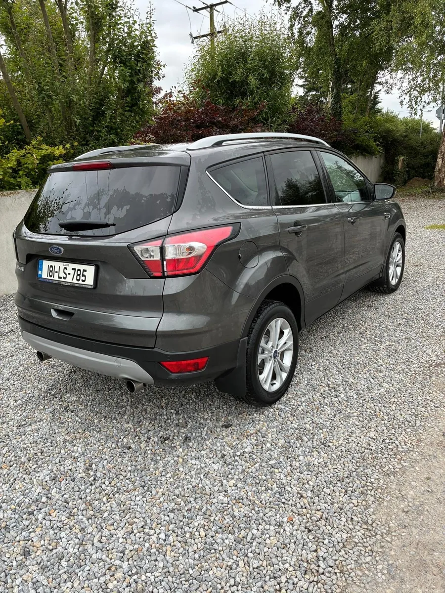 Car - Image 3