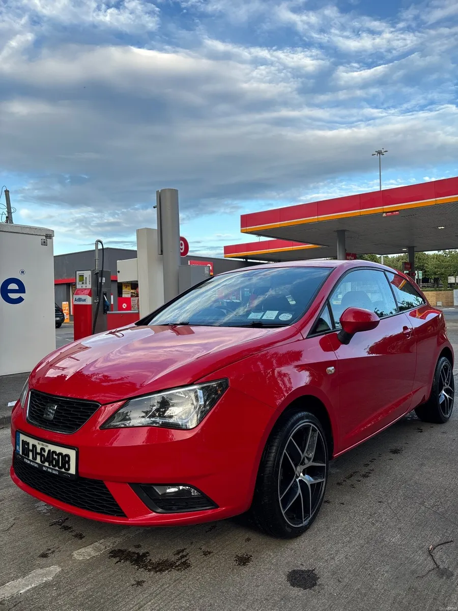 SEAT Ibiza 2016 - Image 1