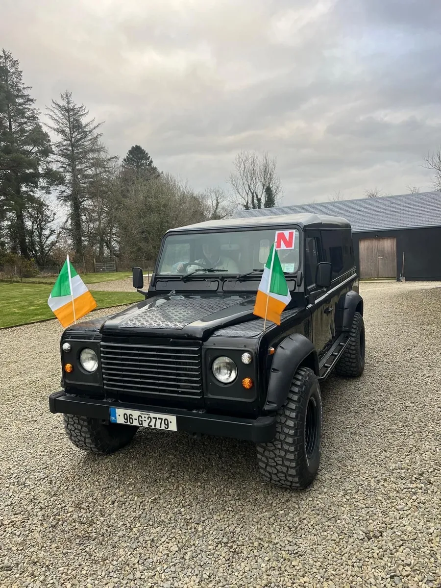 Land Rover Defender 1996 - Image 3