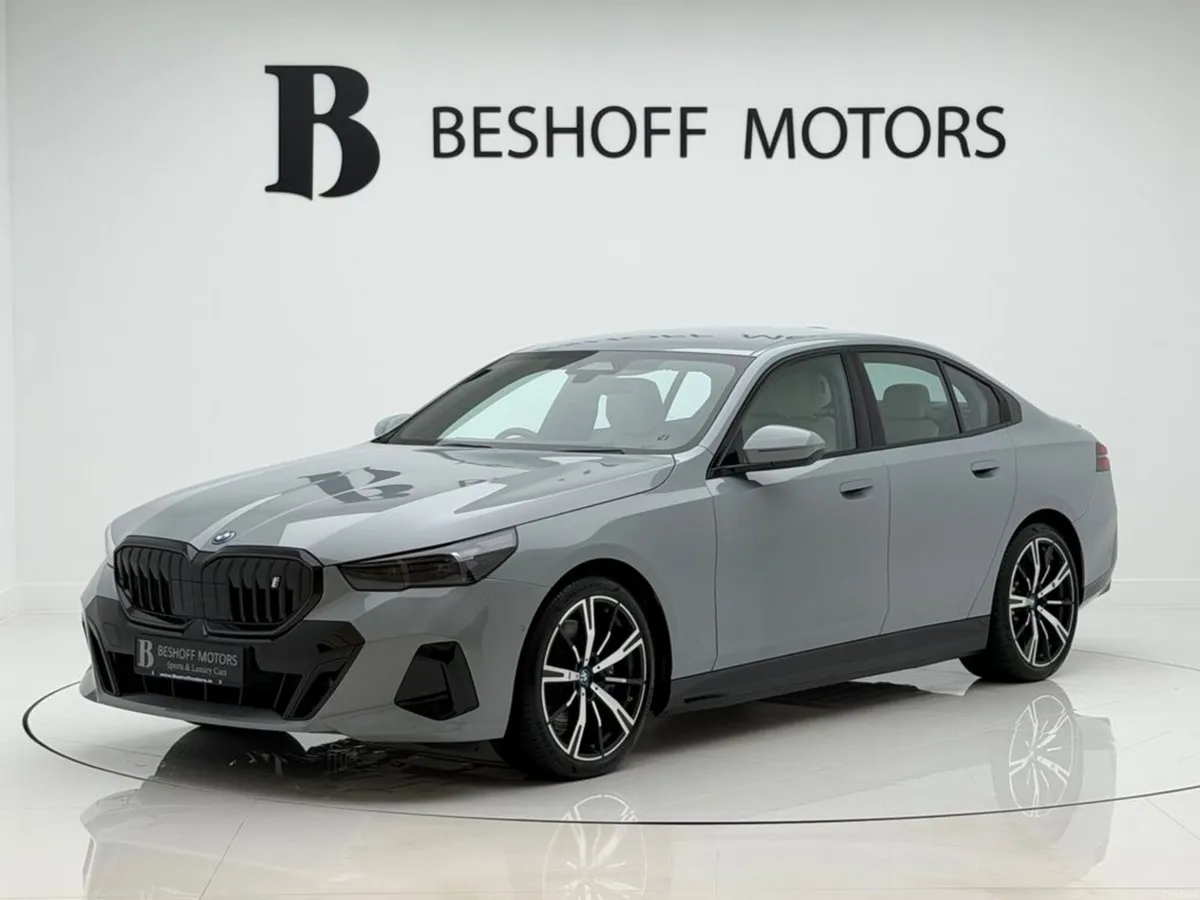 BMW i5 40 M-SPORT PRO=HUGE SPEC//IVORY INTERIOR//A - Image 1