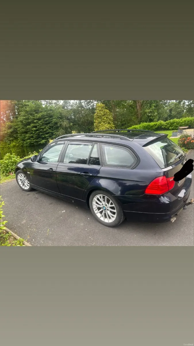BMW 3-Series 2010 - Image 1