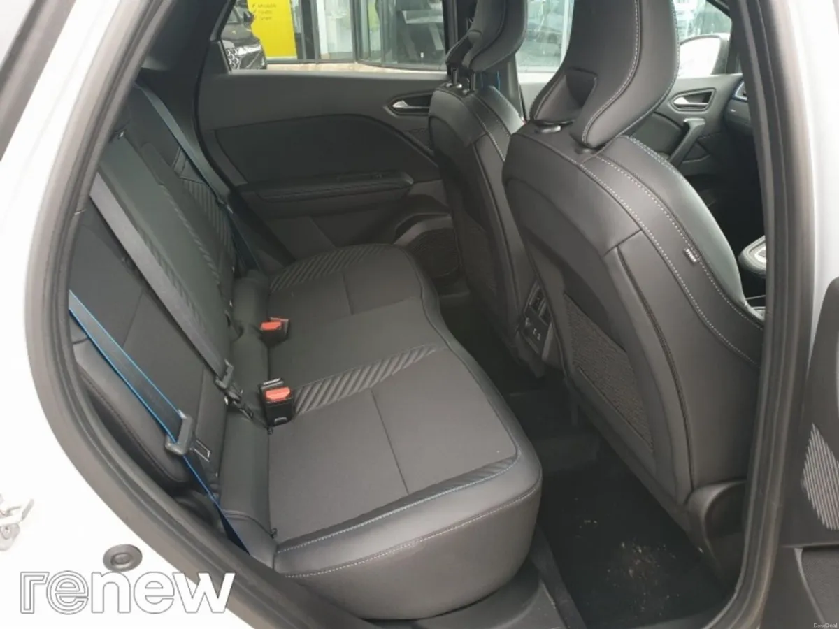 Renault Symbioz E-Tech HEV 145 Techno Esprit Alpin - Image 6