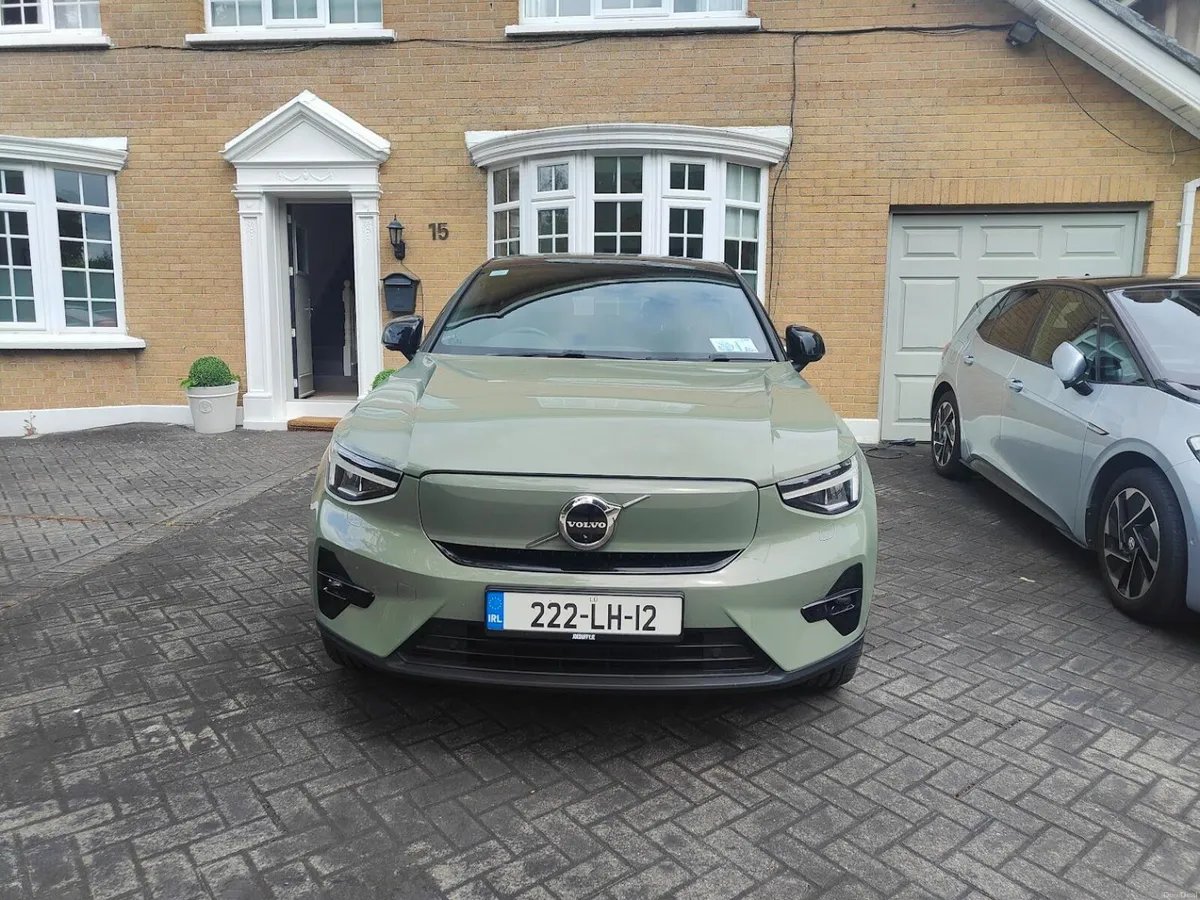 Volvo C40 2022 Twin Motor AWD 408 hp 78 kWh - Image 4