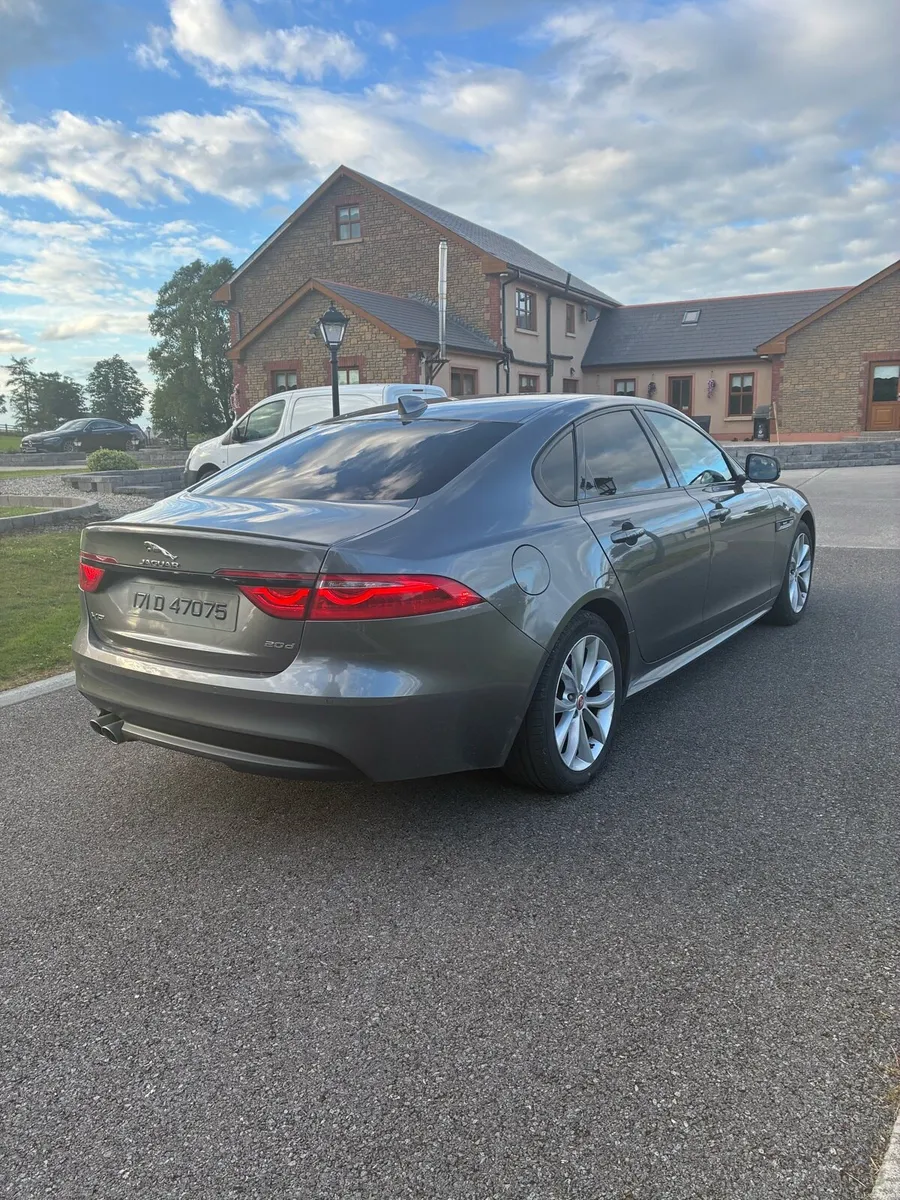 Jaguar XF - Image 5