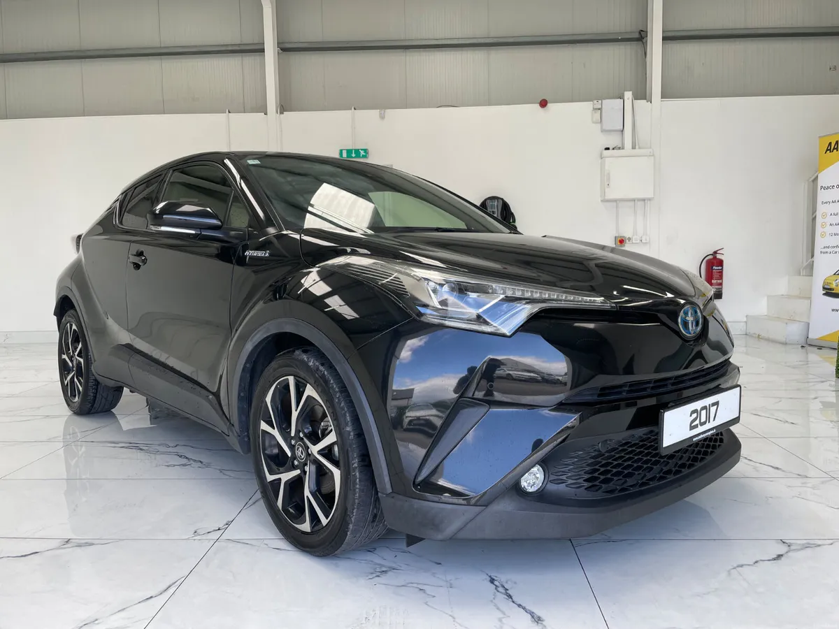 2017 TOYOTA C-HR 1.8 HYBRID AUTOMATIC - Image 1
