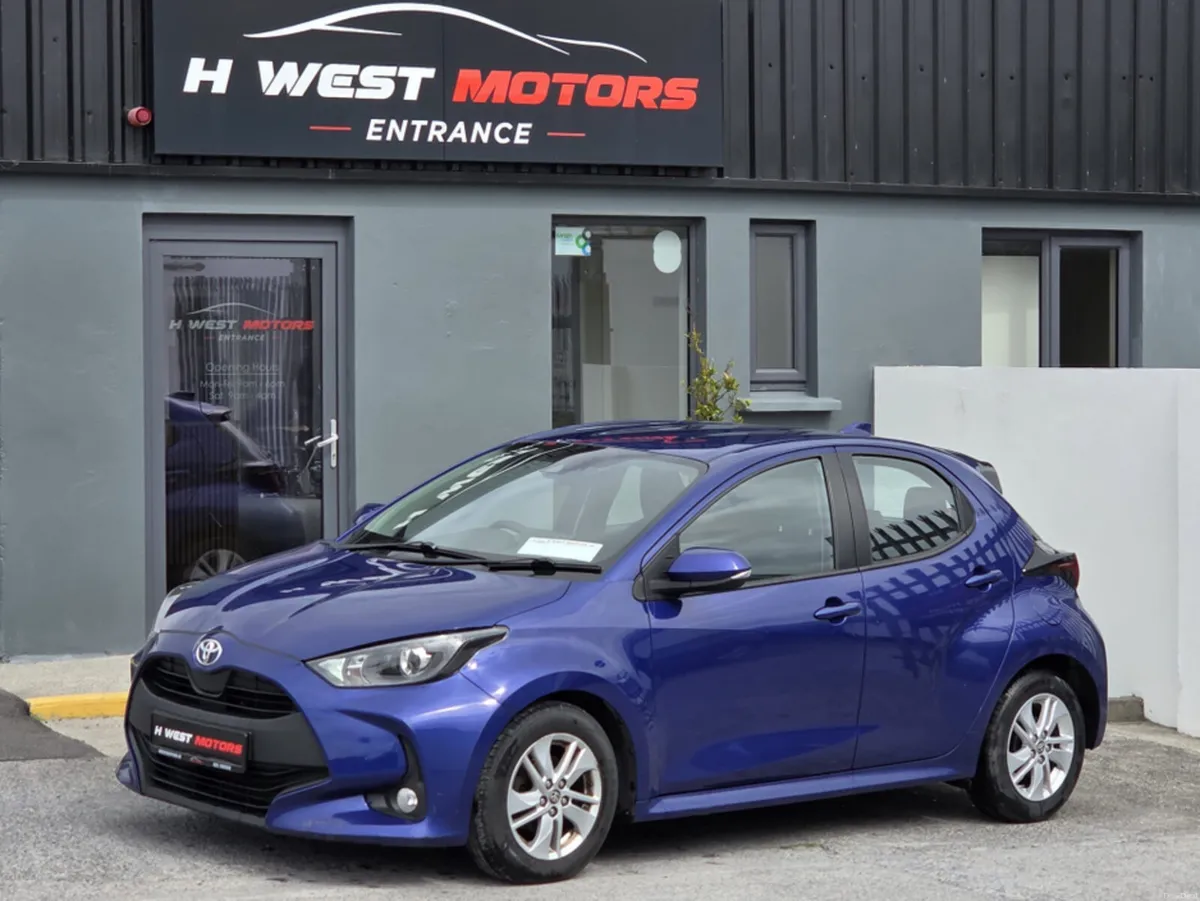 Toyota Yaris 1.5 LUNA M/D 4DR A AUTO - Image 1