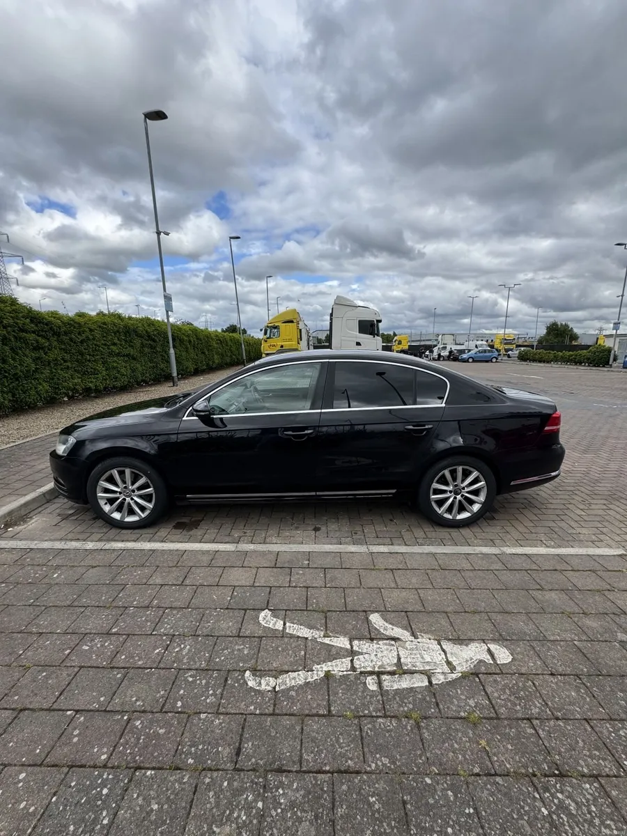 Volkswagen Passat 2011 1.6 TDI - Image 2