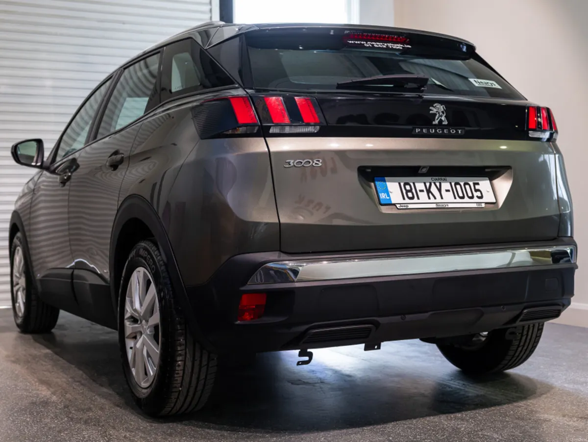 Peugeot 3008 ACTIVE 1.6 BLUE HDI 120 AU AUTOMATIC - Image 6