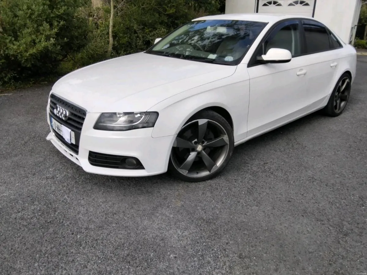 Audi A4 - Image 2