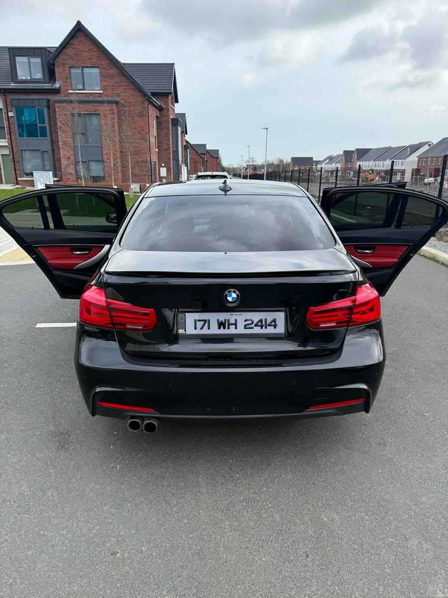 BMW 330e plug in Hybrid petrol 2.0 - Image 2