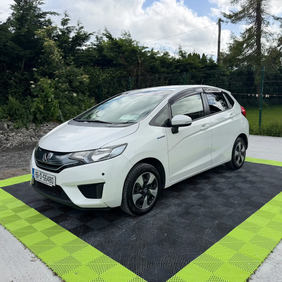 Honda Fit 2015 Hybrid - Image 6
