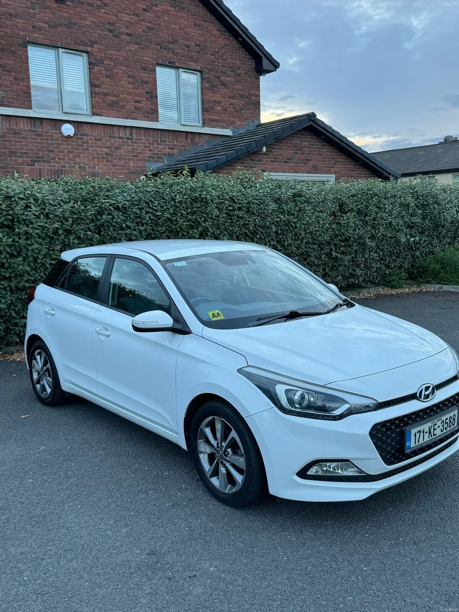 Hyundai I20 1.2 Petrol* low mileage*1 Owner* - Image 2