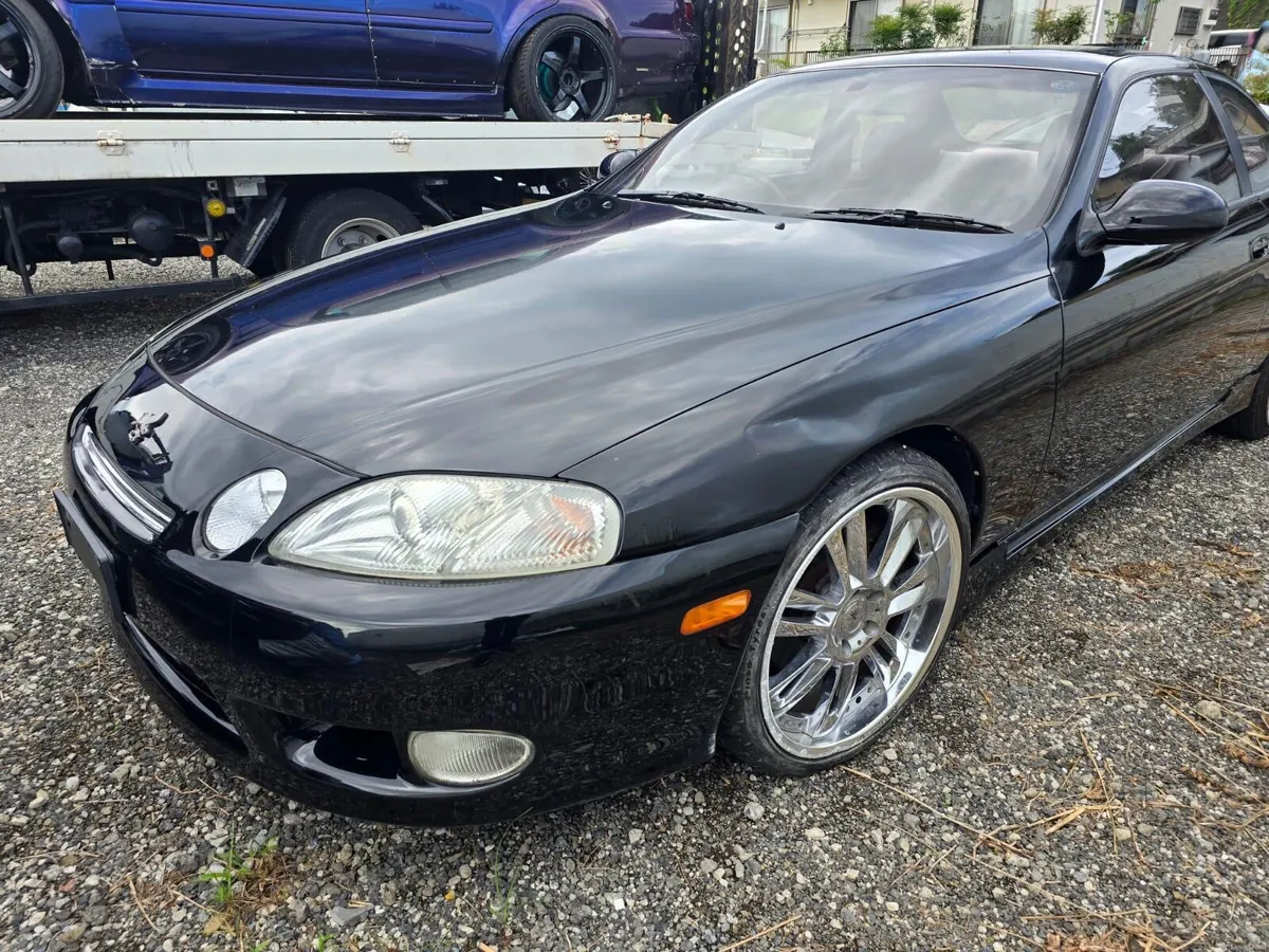 Toyota Soarer 1-JZ Factory Manual - Image 6