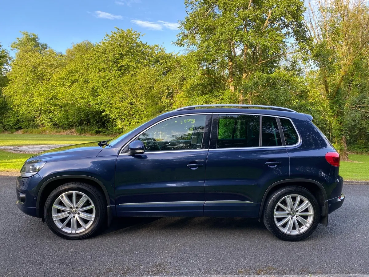 2015 VOLKSWAGEN TIGUAN 2.0 TDI SPORT PANROOF - Image 4