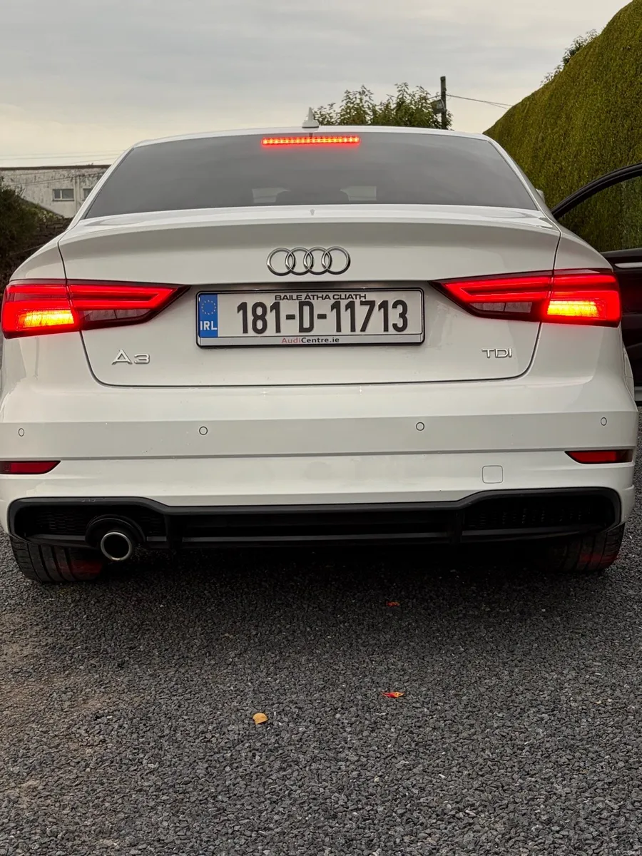 Audi A3 salon S-Line Black Edition - Image 4