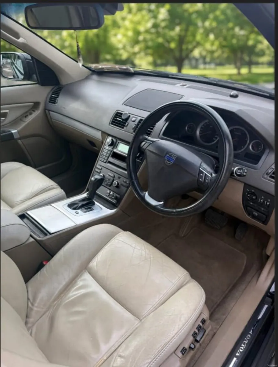 2014 Volvo XC90 D4 Automatic –Immaculate condition - Image 5