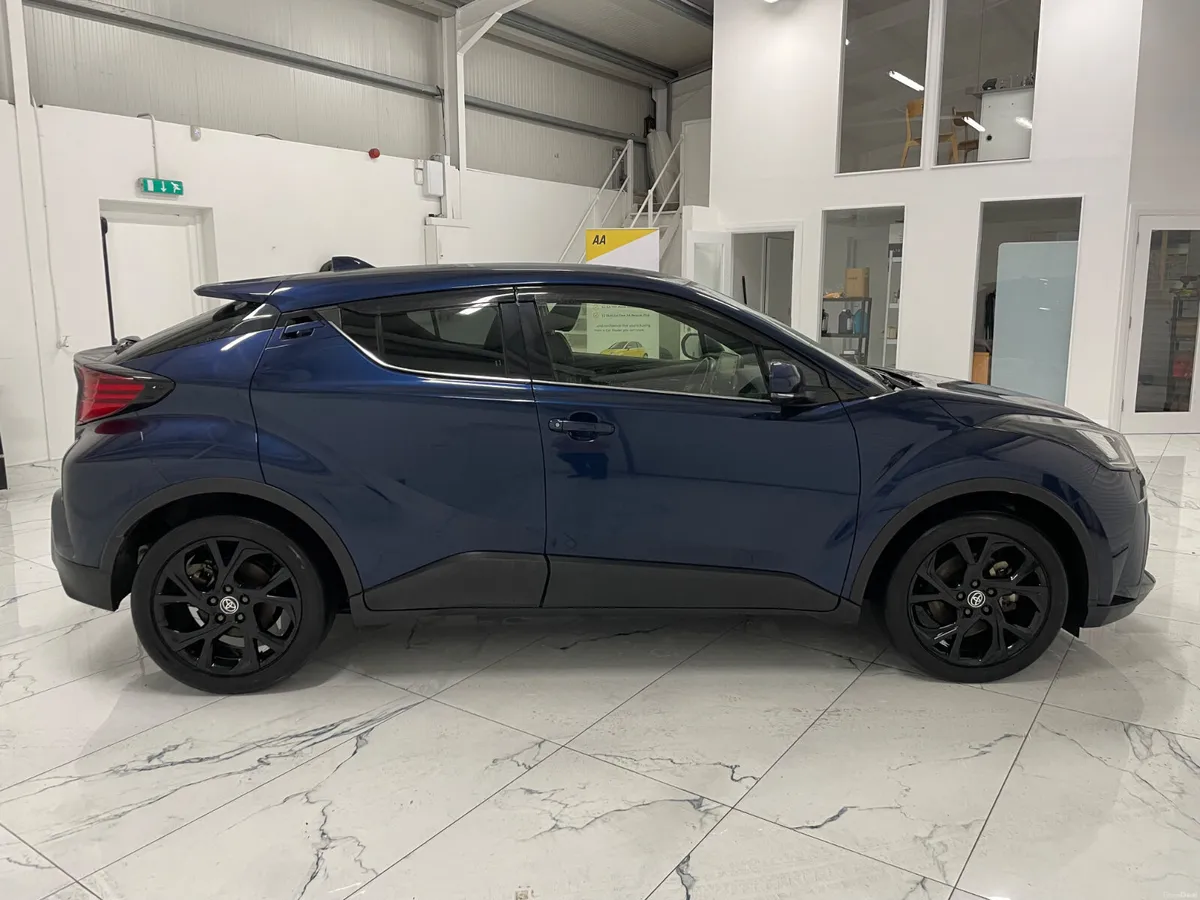 2021 Toyota C-hr Safety Plus - Image 2